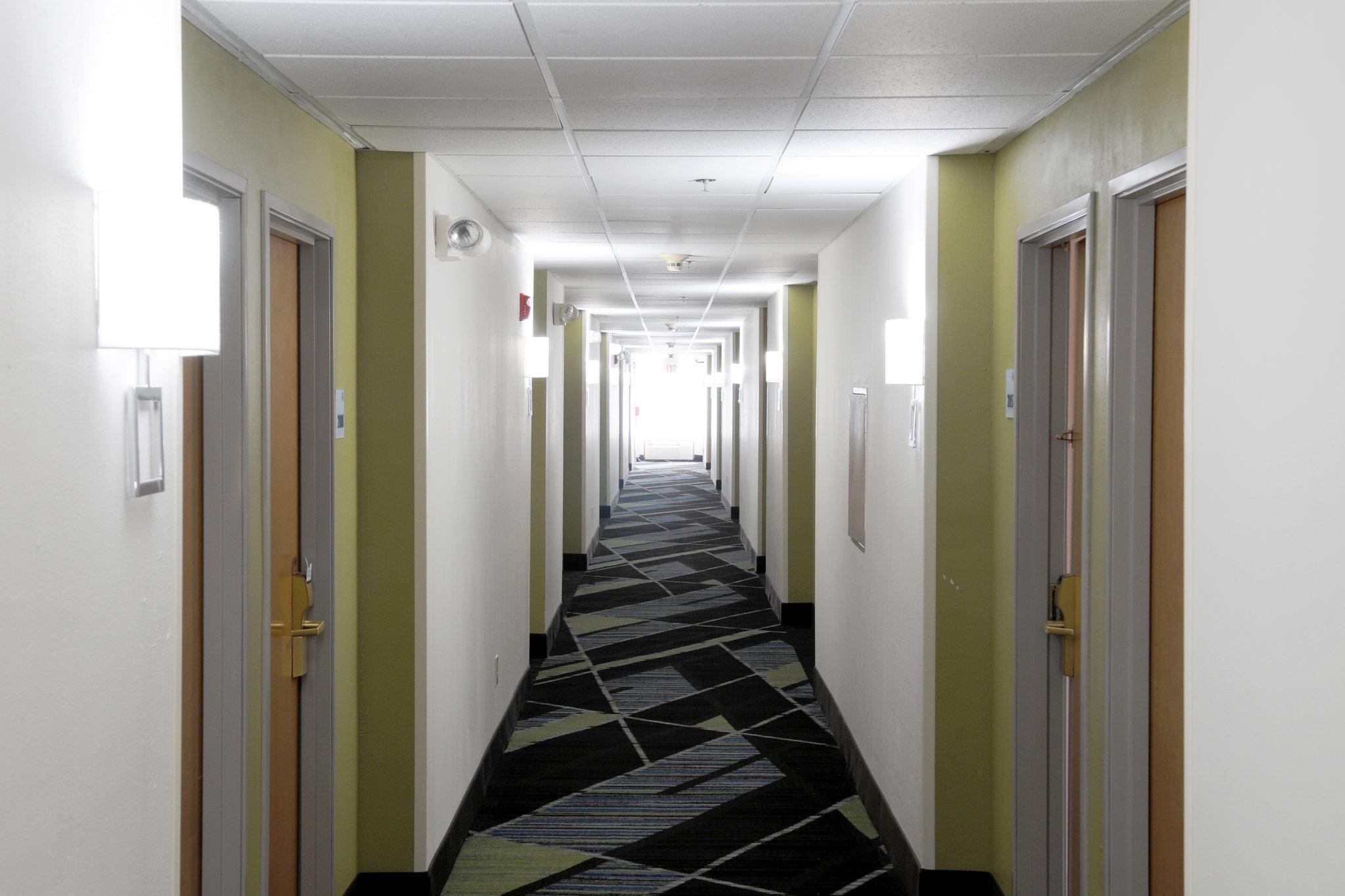 Holiday Inn Express & Suites Harrison By Ihg Exterior foto