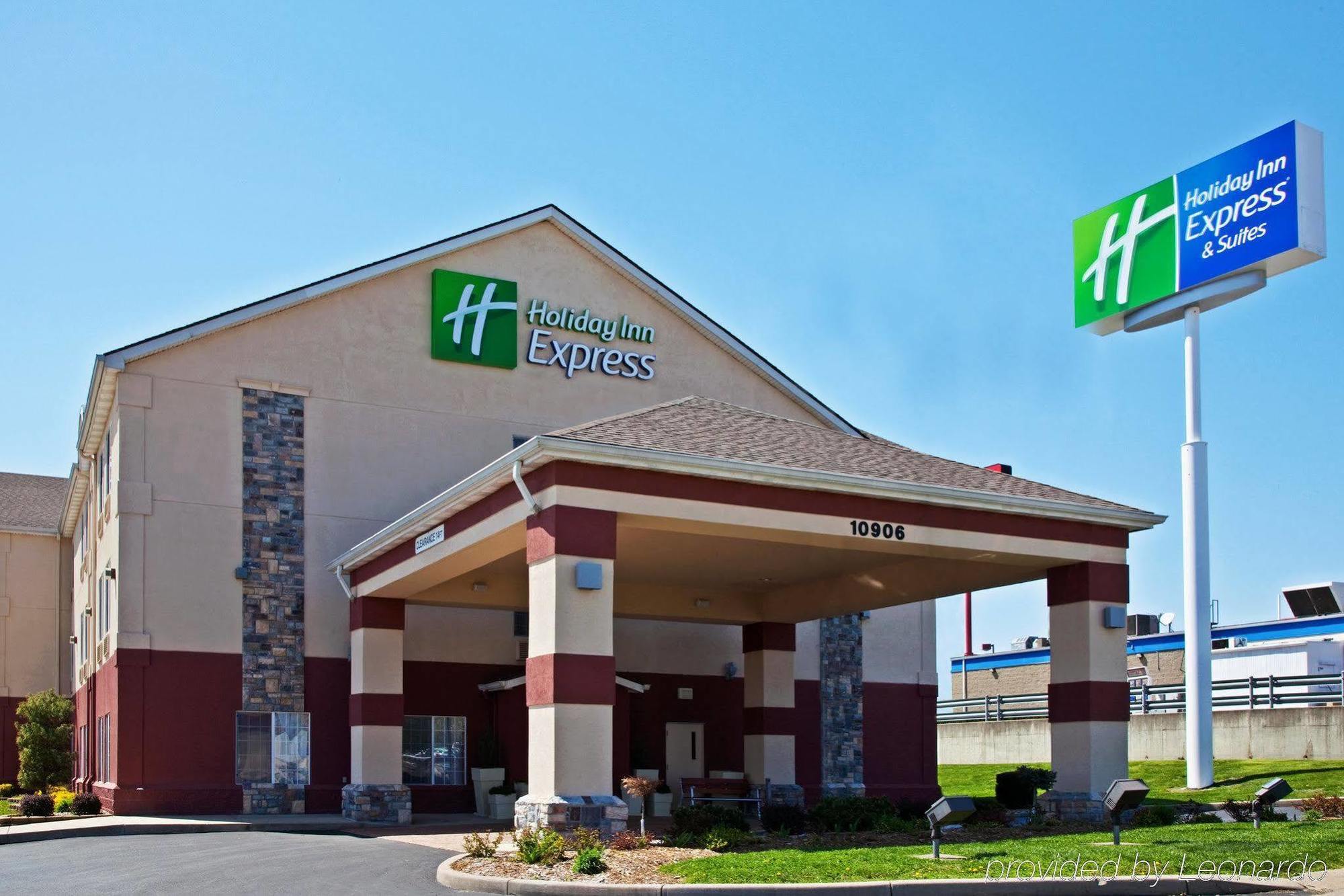 Holiday Inn Express & Suites Harrison By Ihg Exterior foto